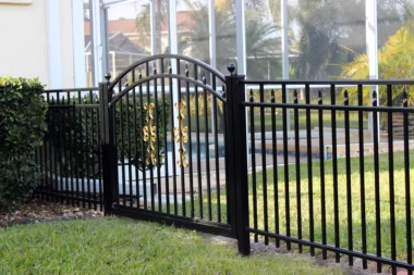 Walk Gate 15 Canterbury Gold Estate Scrolls