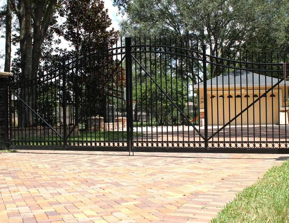 black aluminum u frame driveway gate